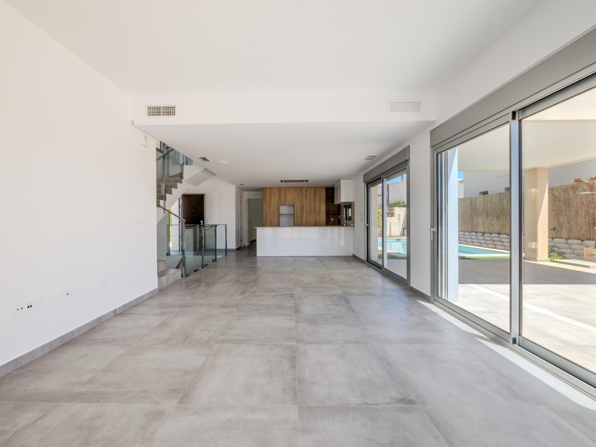 MODERN DESIGN VILLA WITH GOLF VIEWS — 13