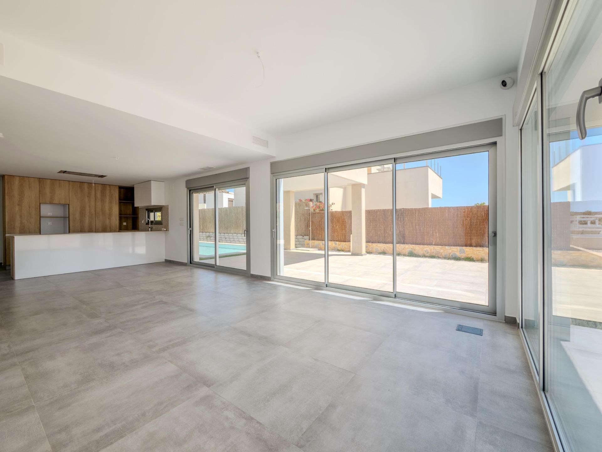MODERN DESIGN VILLA WITH GOLF VIEWS — 14