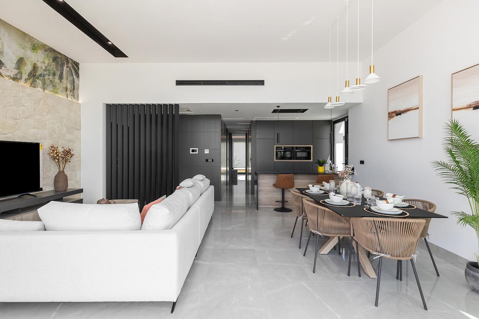 Neu gebaute einstöckige Villen mit privatem Pool in Torrevieja — 14