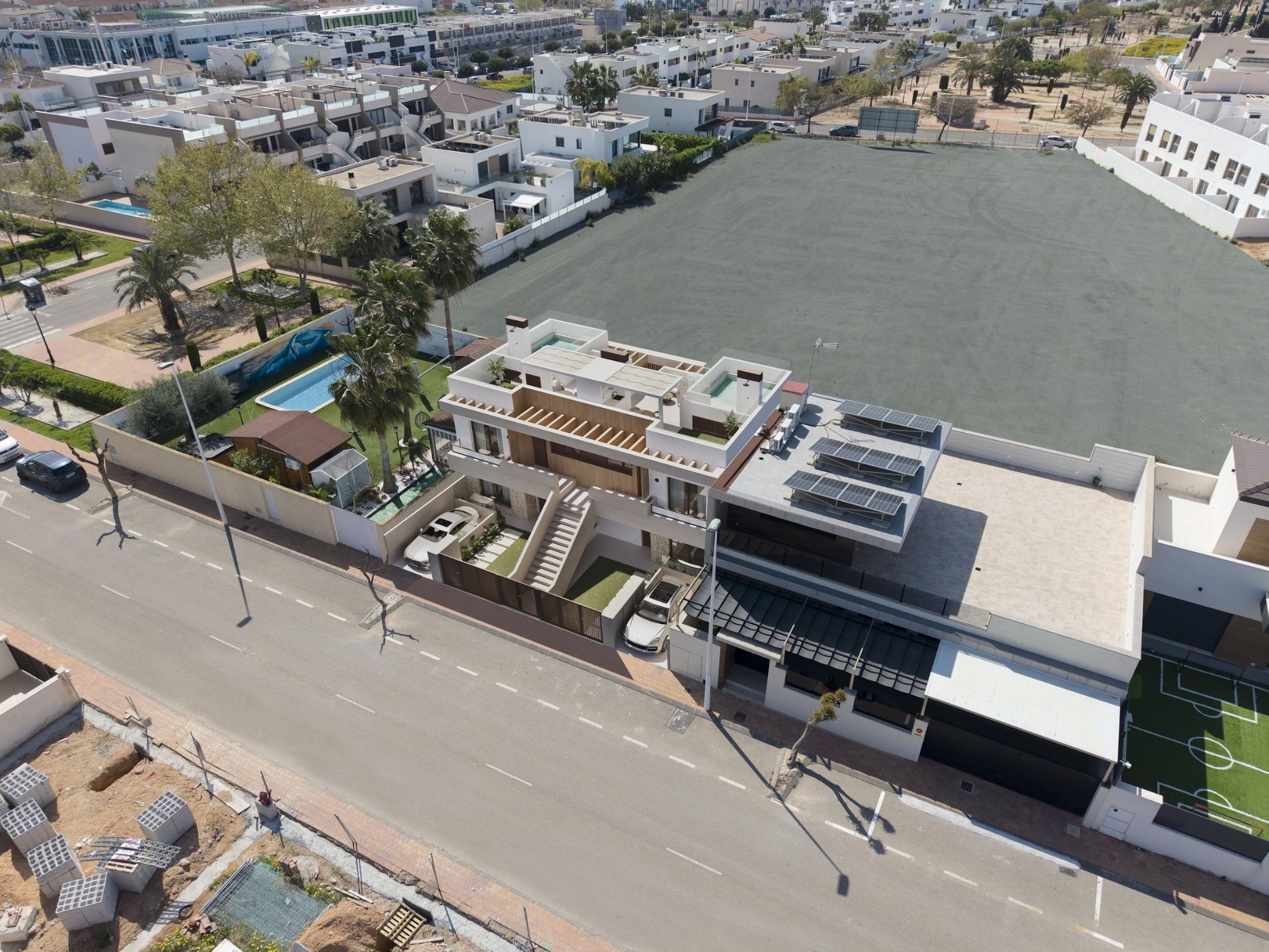 Bungalows neufs exclusifs avec piscine privée à San Pedro del Pinatar — 2