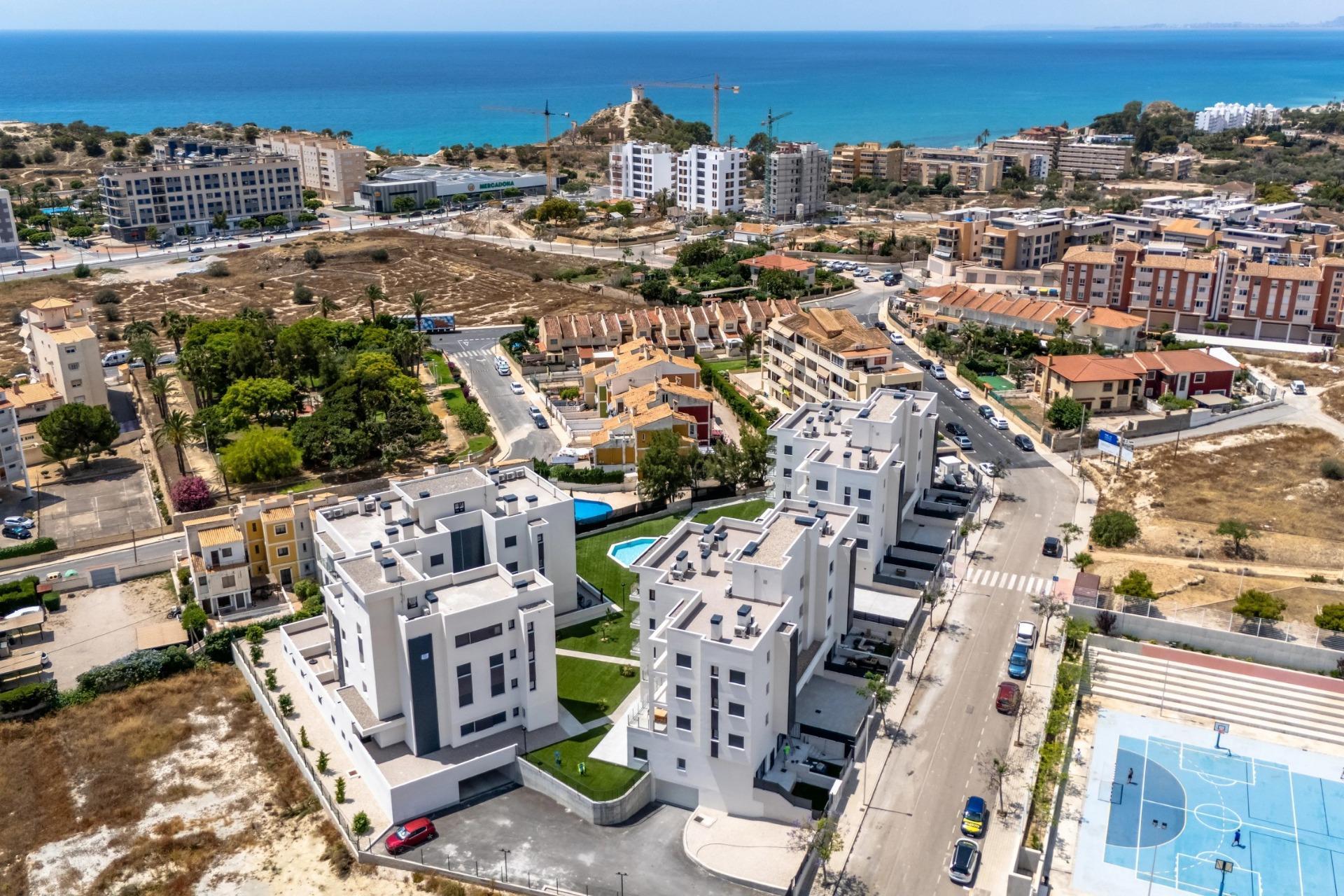 Oportunidad única de inversión en Villajoyosa, Costa Blanca Norte — 3