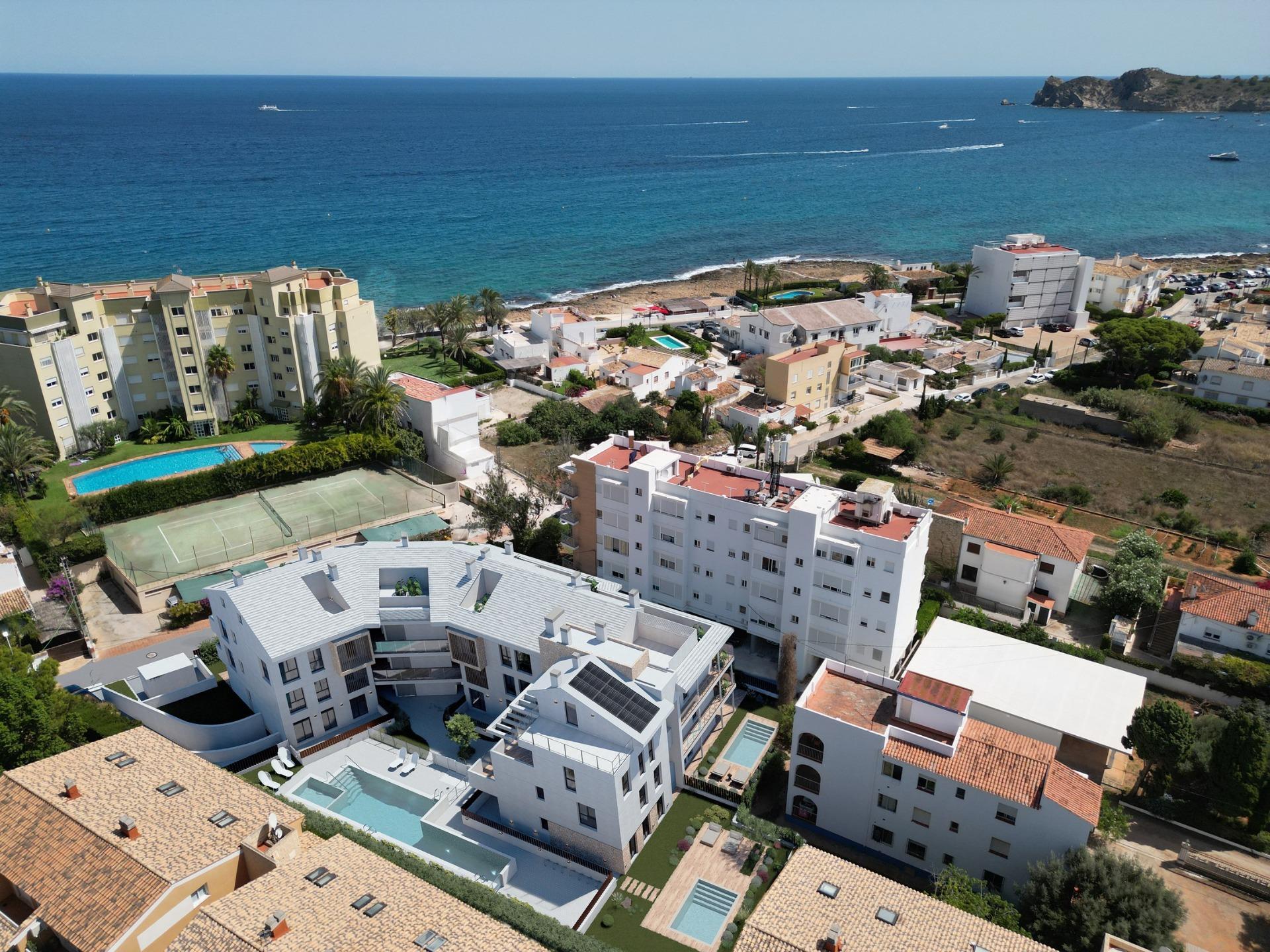Nieuwbouwwoningen in Cala Blanca, Jávea, op slechts 100 meter van de zee — 3