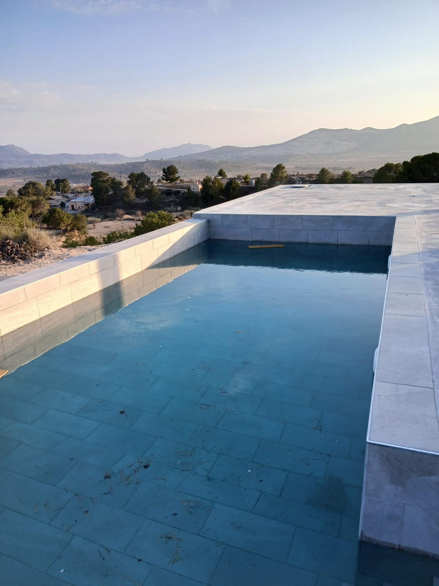 Villas neuves sur mesure à Pinoso (Alicante) : des demeures spacieuses dans un cadre naturel — 8