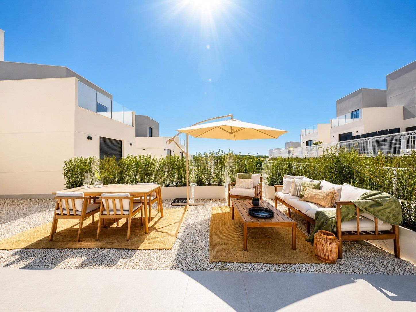 Nieuwbouwwoningen: instapklare rijhuizen en halfvrijstaande villa’s in het Altaona Golf Resort, Murcia — 7