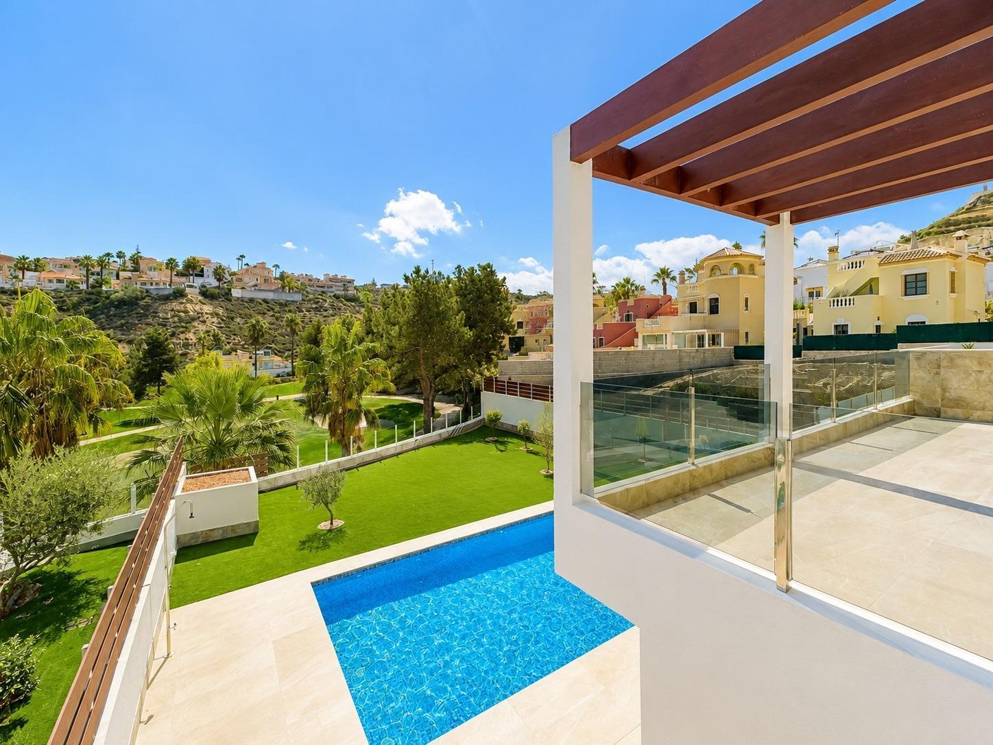 Luxuriöse Golfvillen in erster Reihe in Ciudad Quesada, Costa Blanca — 3
