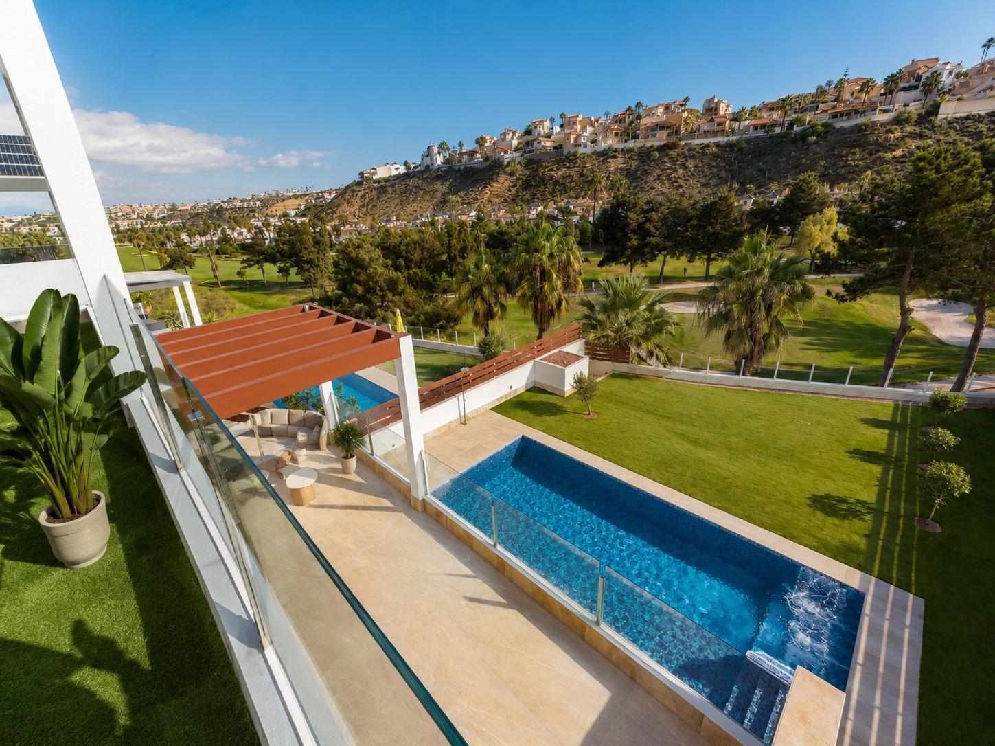 Luxuriöse Golfvillen in erster Reihe in Ciudad Quesada, Costa Blanca — 4