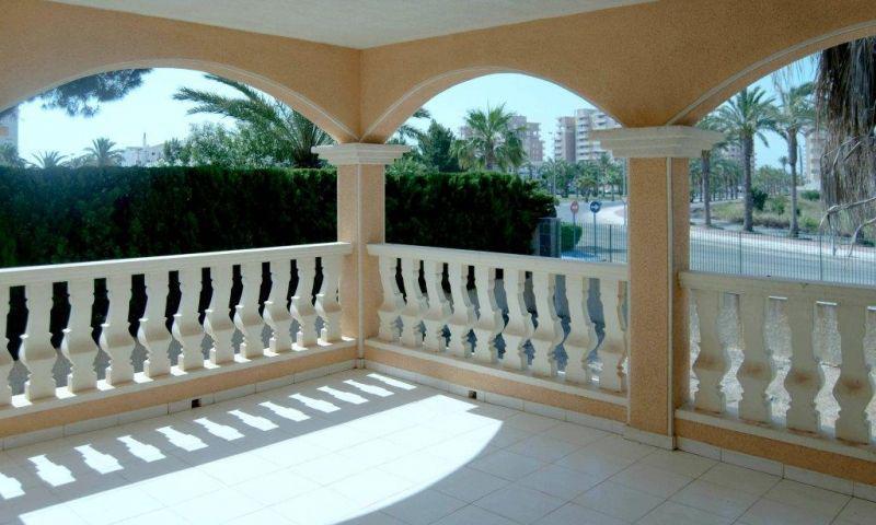 VILLA DE LUXE AVEC QUAI PRIVÉ — 5